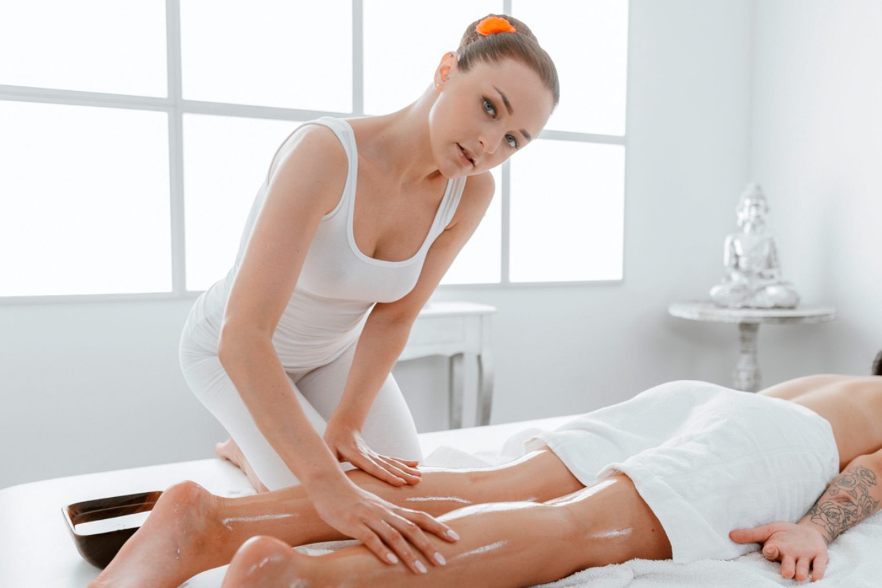 full-body-massage-reduce-stress-anxiety-relief